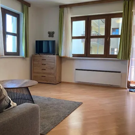 Carinthia 3*