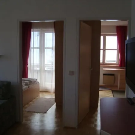 Carinthia Aparthotel Hermagor-Pressegger See